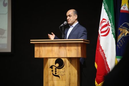 صحبت های استاندار گیلان در نمایش گفتمان های انقلابی