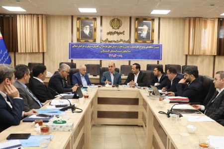 استاندار گیلان بر لزوم استقلال استان ها در خرید و توزیع کالاهای اساسی تاکید کرد