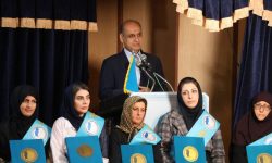 مادران ستون های اصلی تربیت و پیشرفت فرزندان و جامعه هستند .