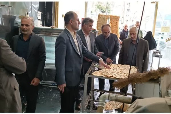 مدیر کل صنعت، معدن و تجارت استان گیلان اظهار کرد: با مناسب سازی قیمت ها، نانوایان هیچ بهانهای برای عرضه نان بیکیفیت ندارند.