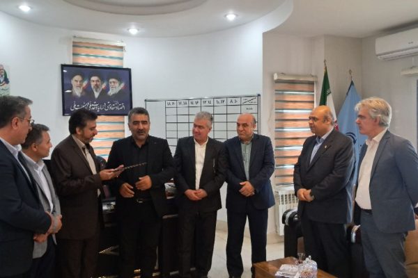 حکم رئیس دانشگاه علوم پزشکی گیلان؛ هومن کریمزاده سرپرست شبکه بهداشت و درمان شهرستان آستارا شد