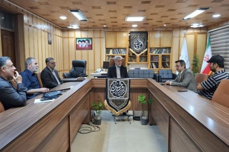 در دیدار با اعضای هیأت اجرایی سی‌وهشتمین جشنواره تئاتر گیلان؛ فرماندار رشت: اعتقاد دارم مدیران باید در کنار هنرمندان باشند و دغدغه های آنان را بشنوند